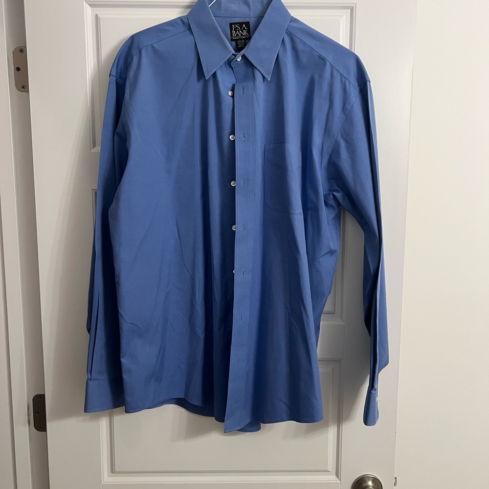 NWOT Jos a bank traveler collection blue dress shirt size 16.5 - 36. Cotton.